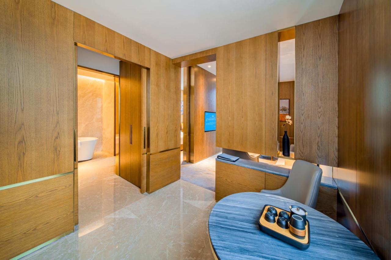 Hotel Wyndham Shiyan Downtown Esterno foto